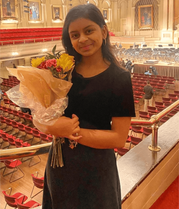 6wFBI10KTUq7-rOqQ2wllw (1)